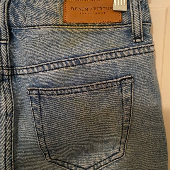 Denim of Virtue Distressed Jean size 27 - Picture 5 of 12
